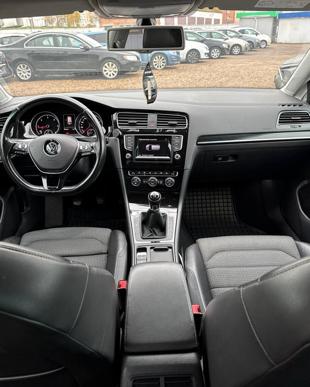 Volkswagen Golf VII , 2015 г., механика, дизель  - фото 11