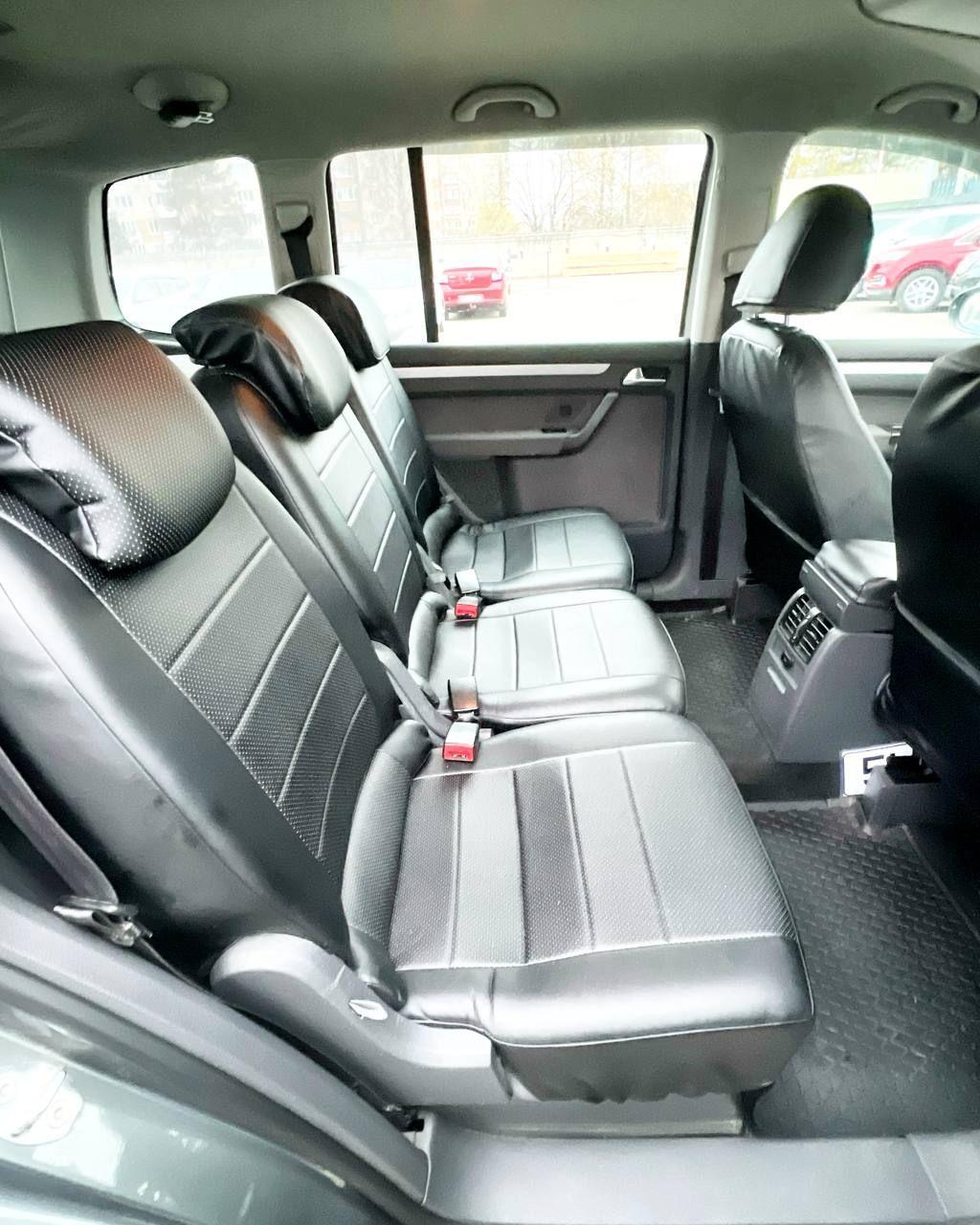 Volkswagen Touran I · 2-й рестайлинг , 2010 г., механика, бензин - фото 11