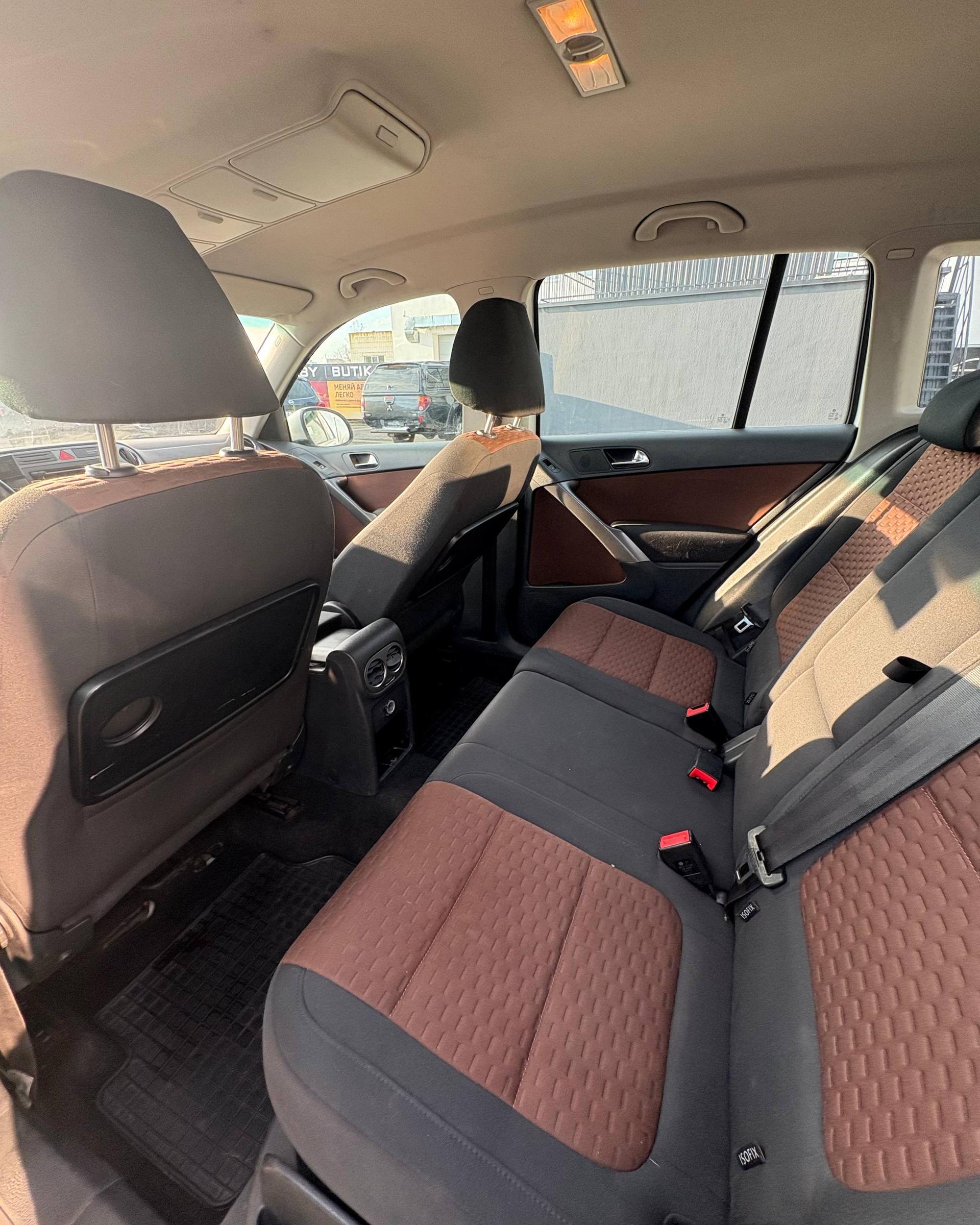 Volkswagen Tiguan I , 2009 г., механика, бензин - фото 9