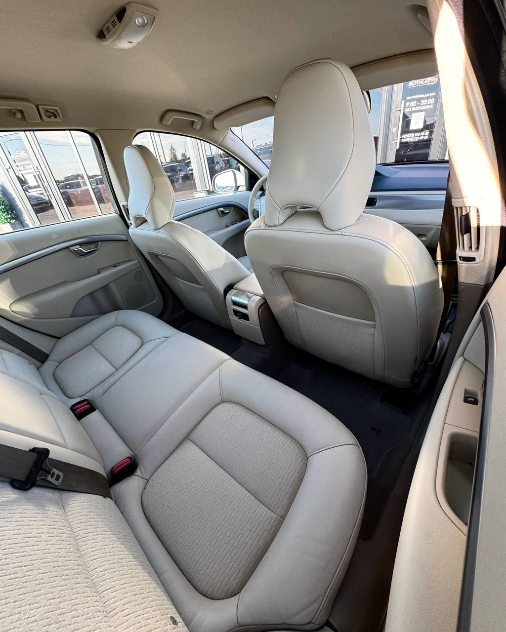 Volvo V70 III Рестайлинг, 2013 г., робот, дизель - фото 12