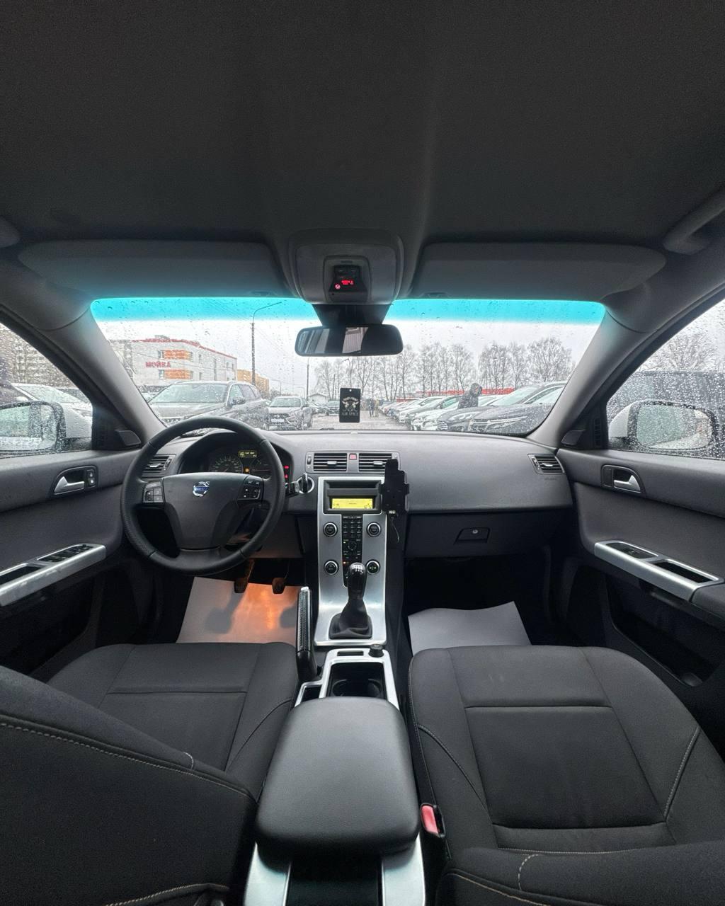 Volvo V50 I · 2-й рестайлинг , 2010 г., механика, дизель - фото 9