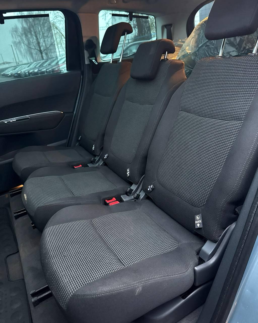 Peugeot 5008 I , 2009 г., механика, дизель - фото 11