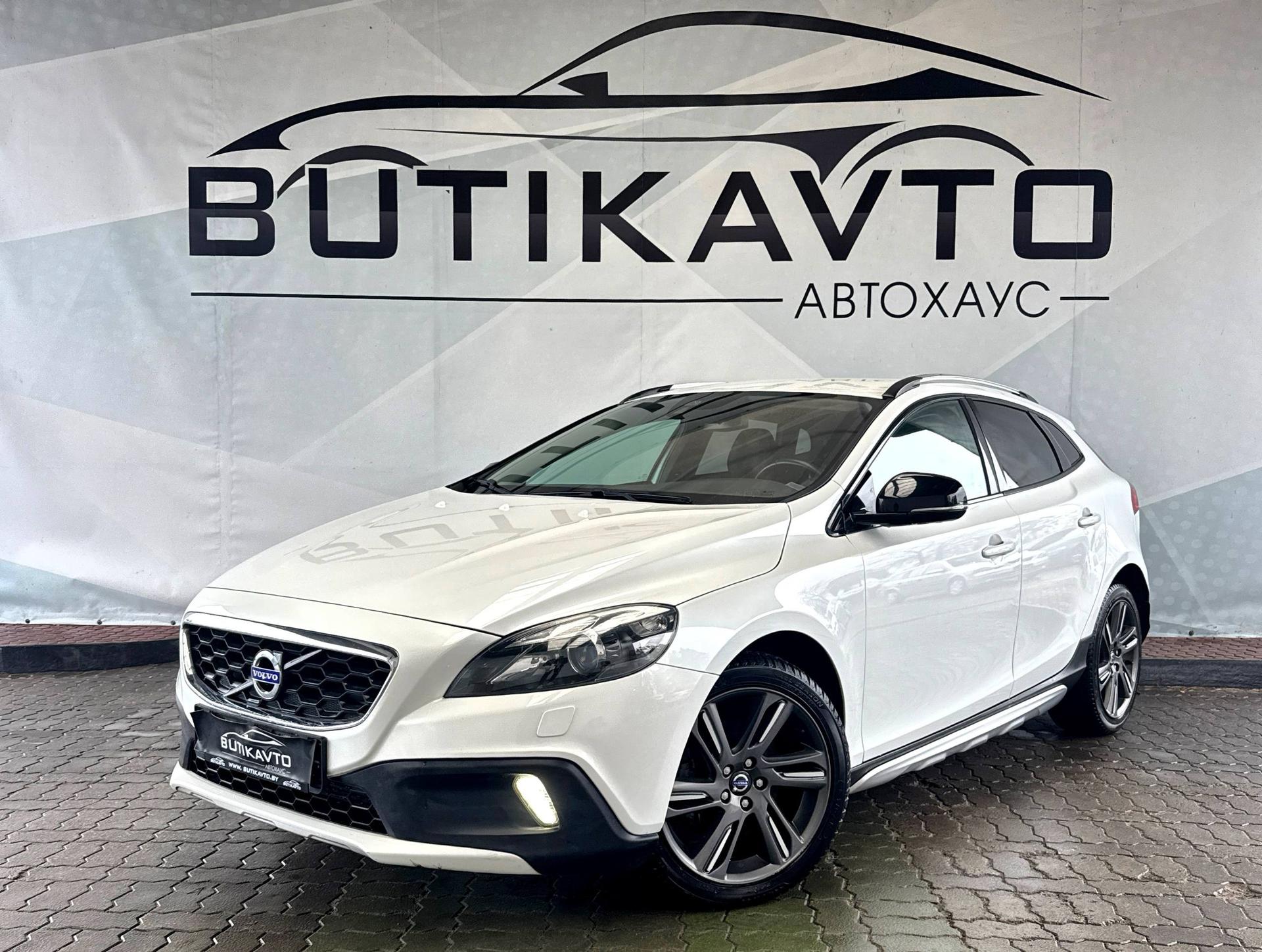 Volvo V40 Cross Country I , 2014 г., механика, дизель - фото 3