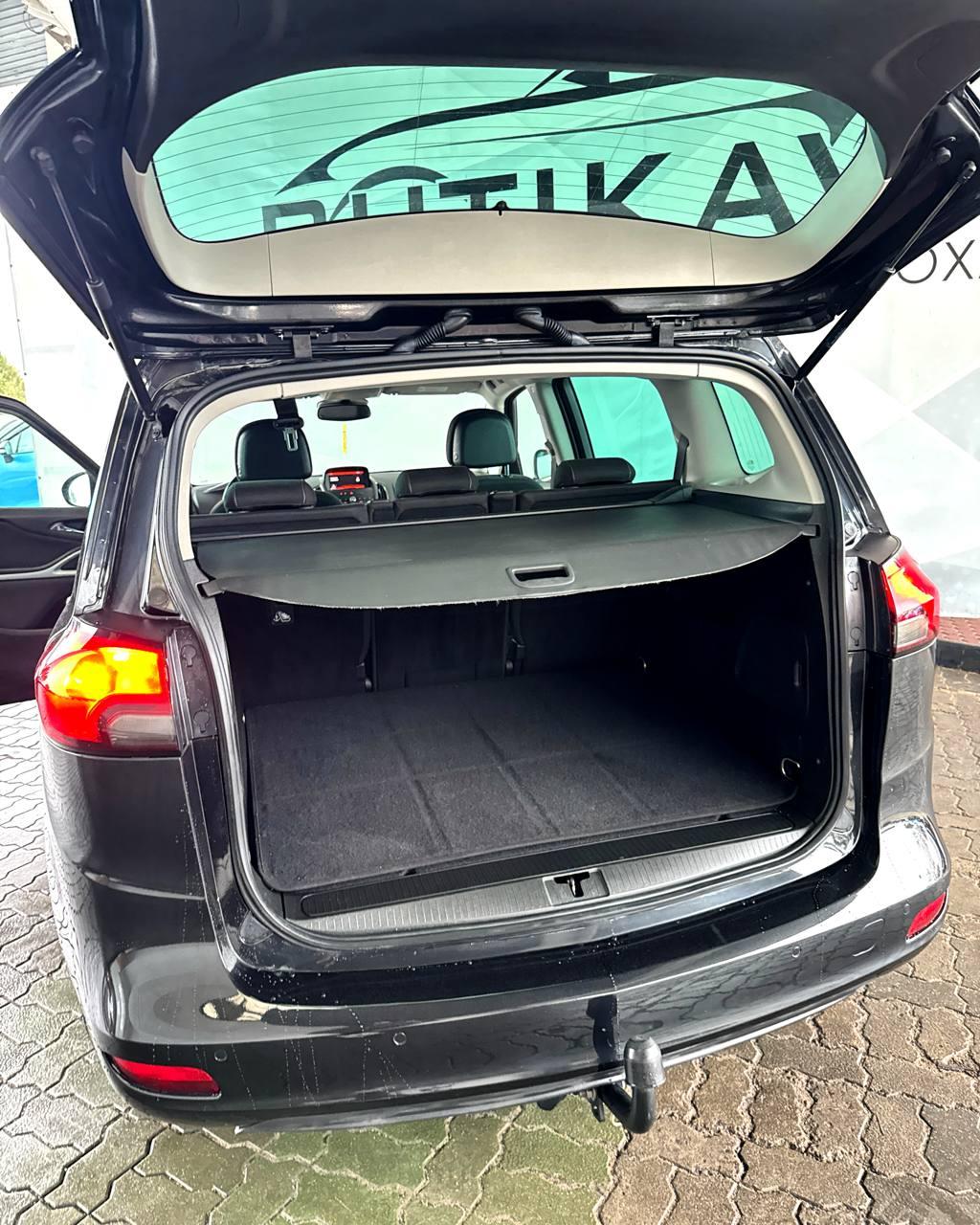 Opel Zafira C , 2015 г., механика, дизель - фото 15