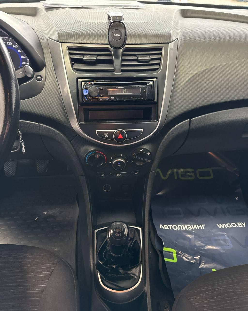 Hyundai Solaris I · Рестайлинг , 2015 г., механика, бензин - фото 12