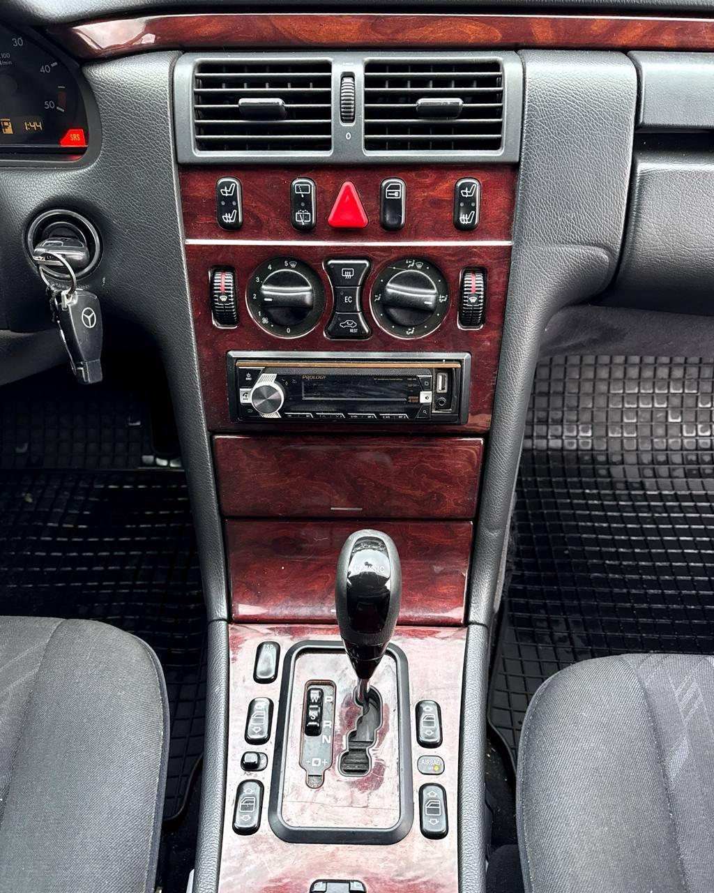 Mercedes-Benz E-Класс W210 S210 · Рестайлинг , 2000 г., автомат, дизель - фото 14