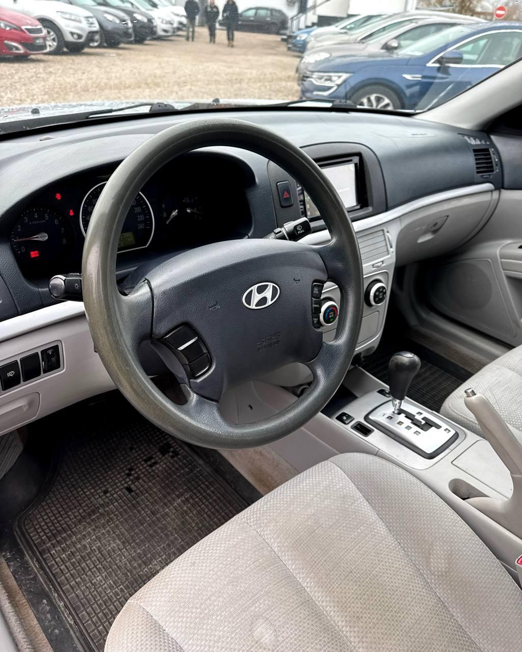 Hyundai Sonata NF , 2005 г., автомат, бензин - фото 10