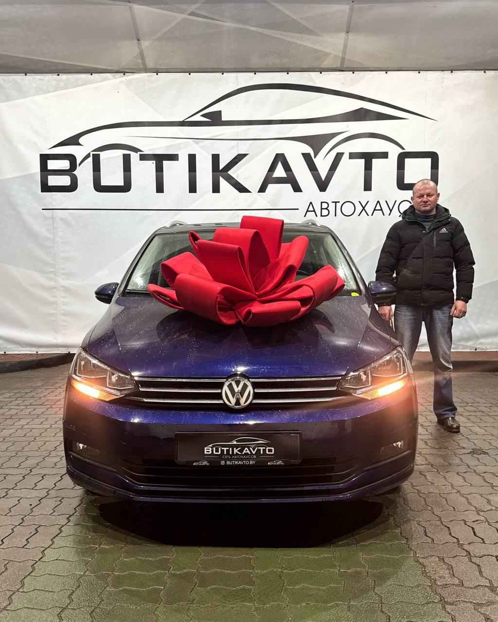 Volkswagen Touran II , 2019 г., механика, дизель