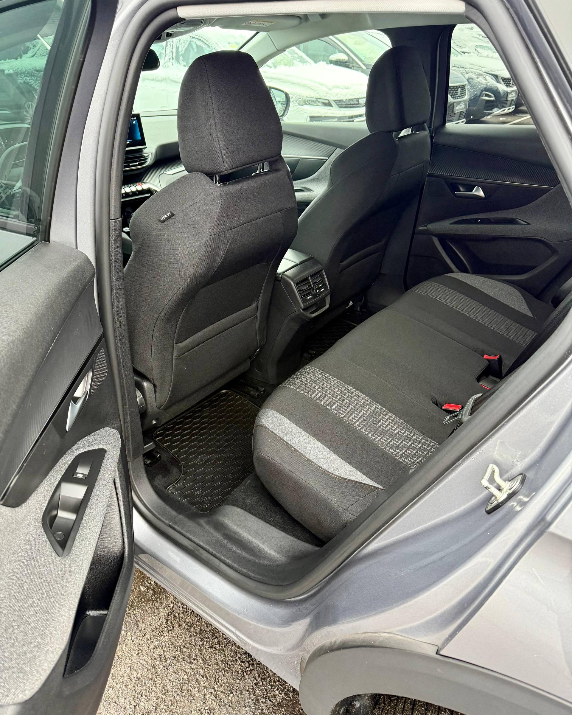 Peugeot 3008 II · Рестайлинг , 2021 г., автомат, бензин - фото 15