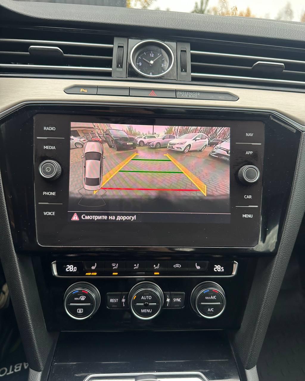 Volkswagen Passat B8 , 2018 г., робот, дизель - фото 10