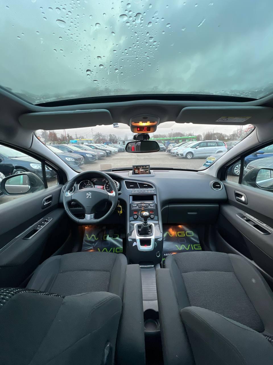 Peugeot 5008 I · Рестайлинг , 2015 г., механика, дизель - фото 15