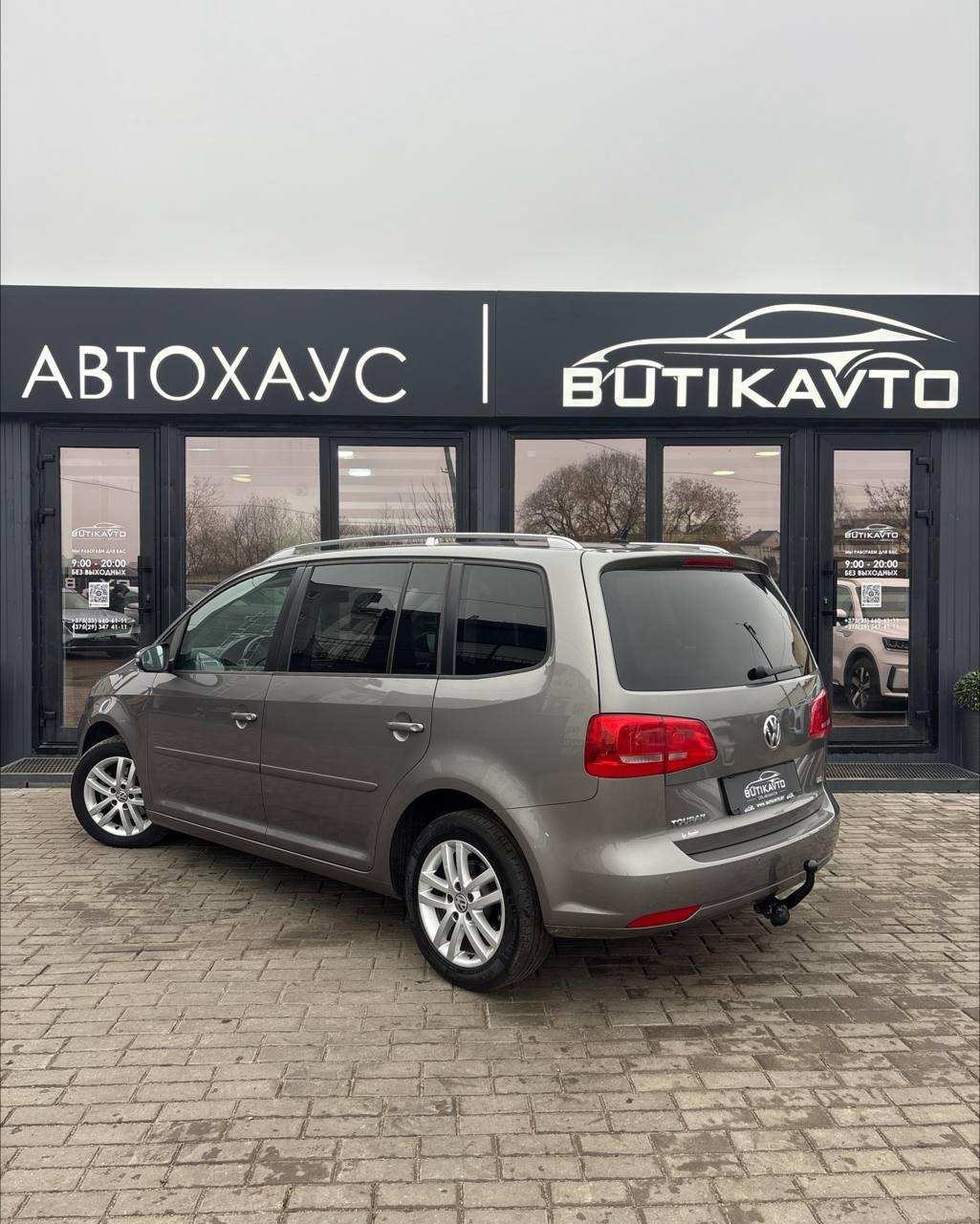 Volkswagen Touran I · 2-й рестайлинг , 2011 г., механика, дизель - фото 4