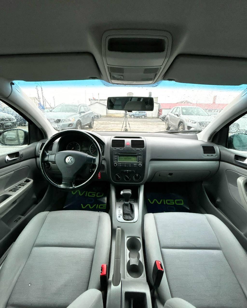 Volkswagen Golf V , 2004 г., автомат, бензин - фото 9