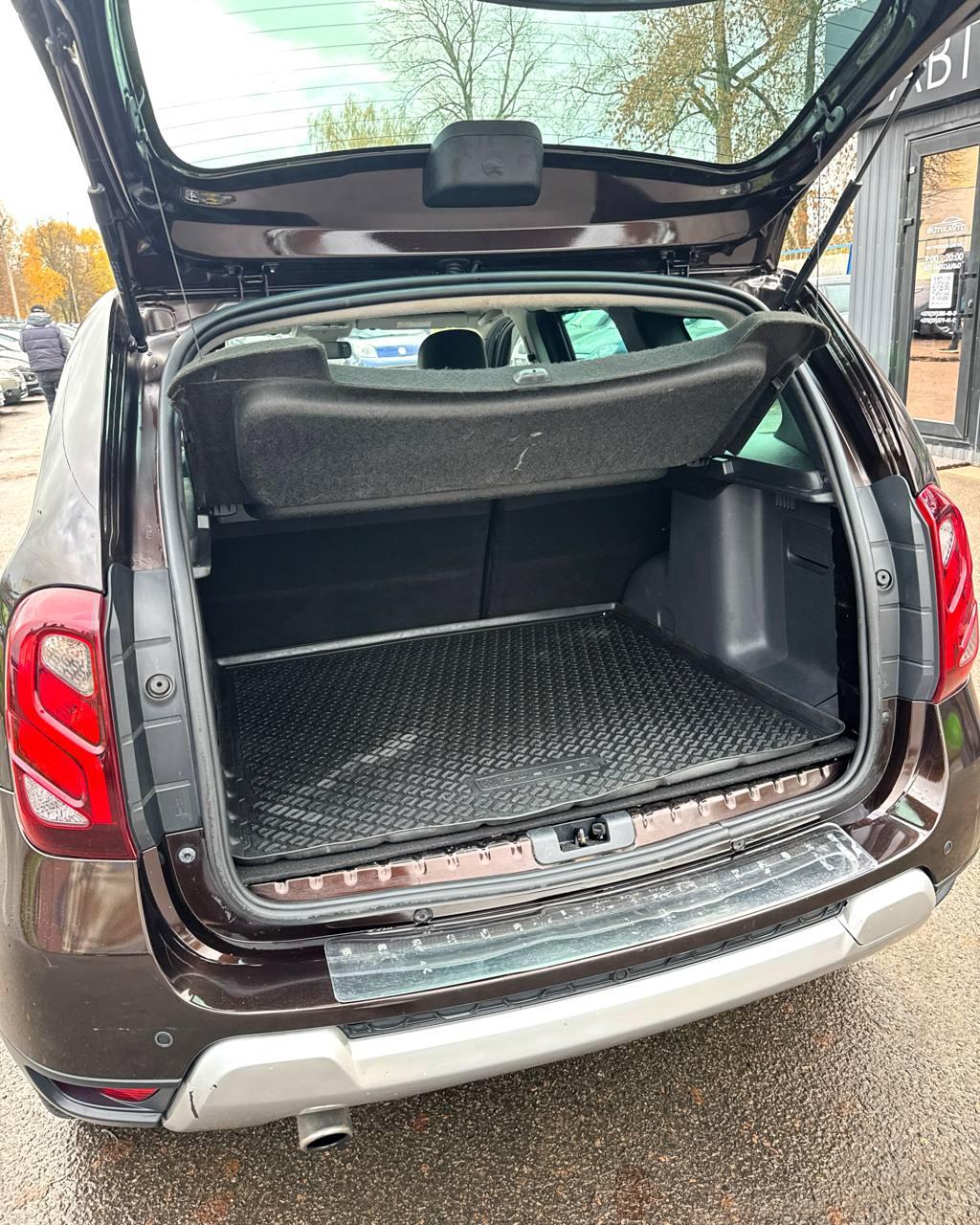 Renault Duster I · Рестайлинг , 2015 г., механика, бензин - фото 10