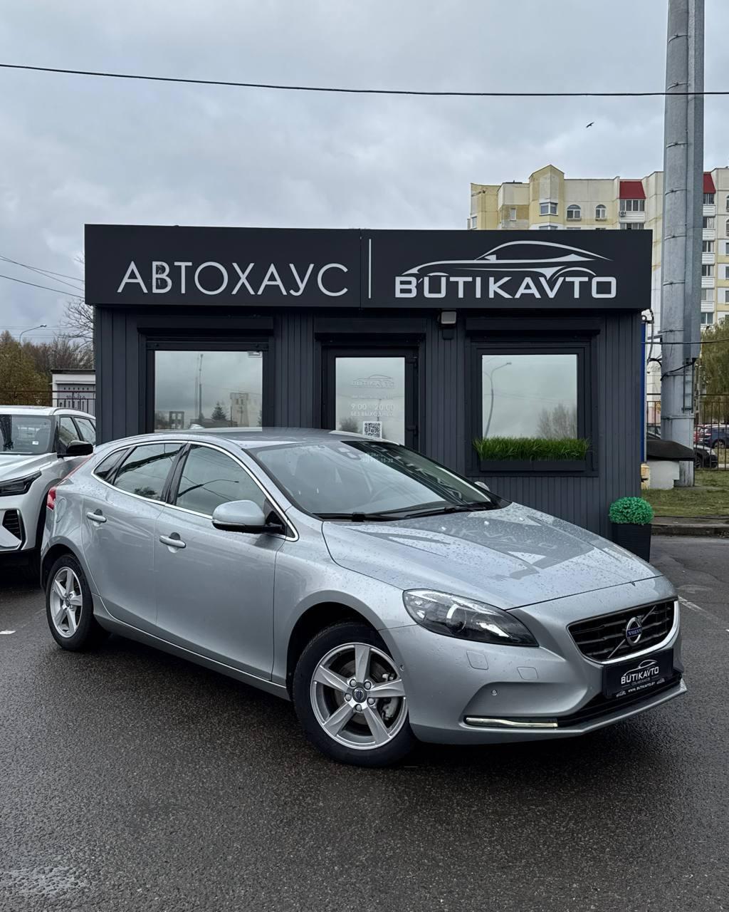 Volvo V40 II , 2012 г., механика, дизель