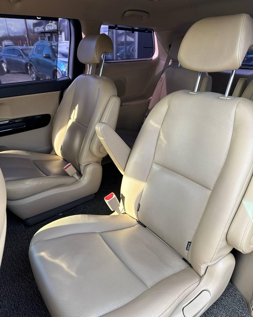 Kia Carnival III , 2018 г., автомат, дизель - фото 11