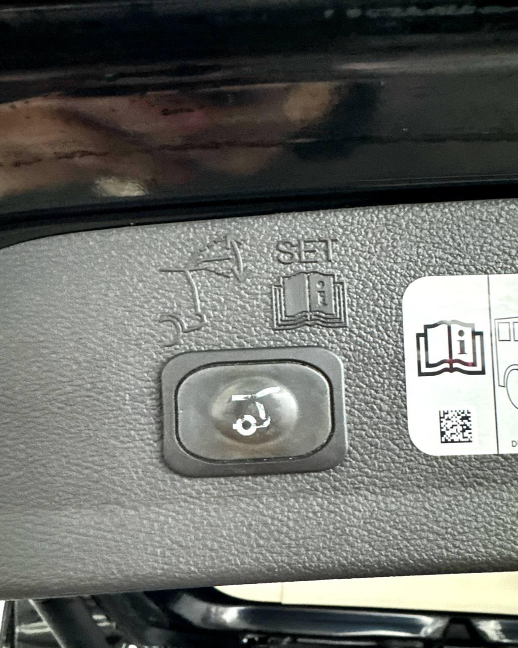 Ford Escape III · Рестайлинг , 2017 г., автомат, бензин - фото 17