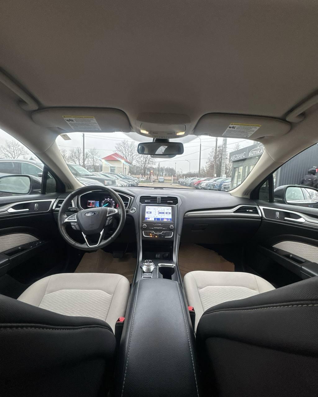 Ford Fusion USA II · 2-й рестайлинг , 2019 г., автомат, бензин - фото 9