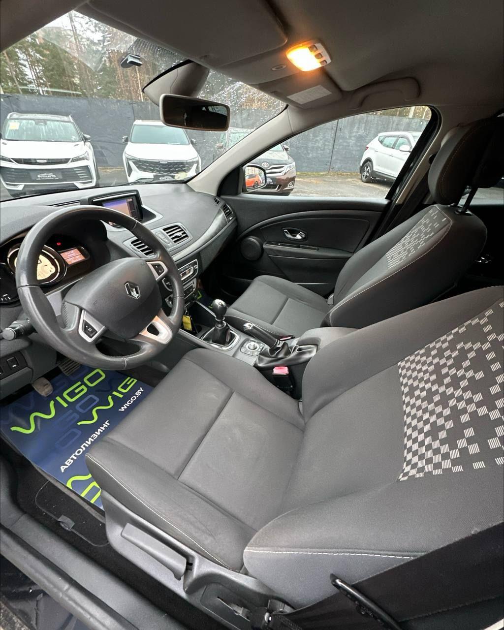 Renault Megane III · Рестайлинг , 2012 г., механика, дизель - фото 8