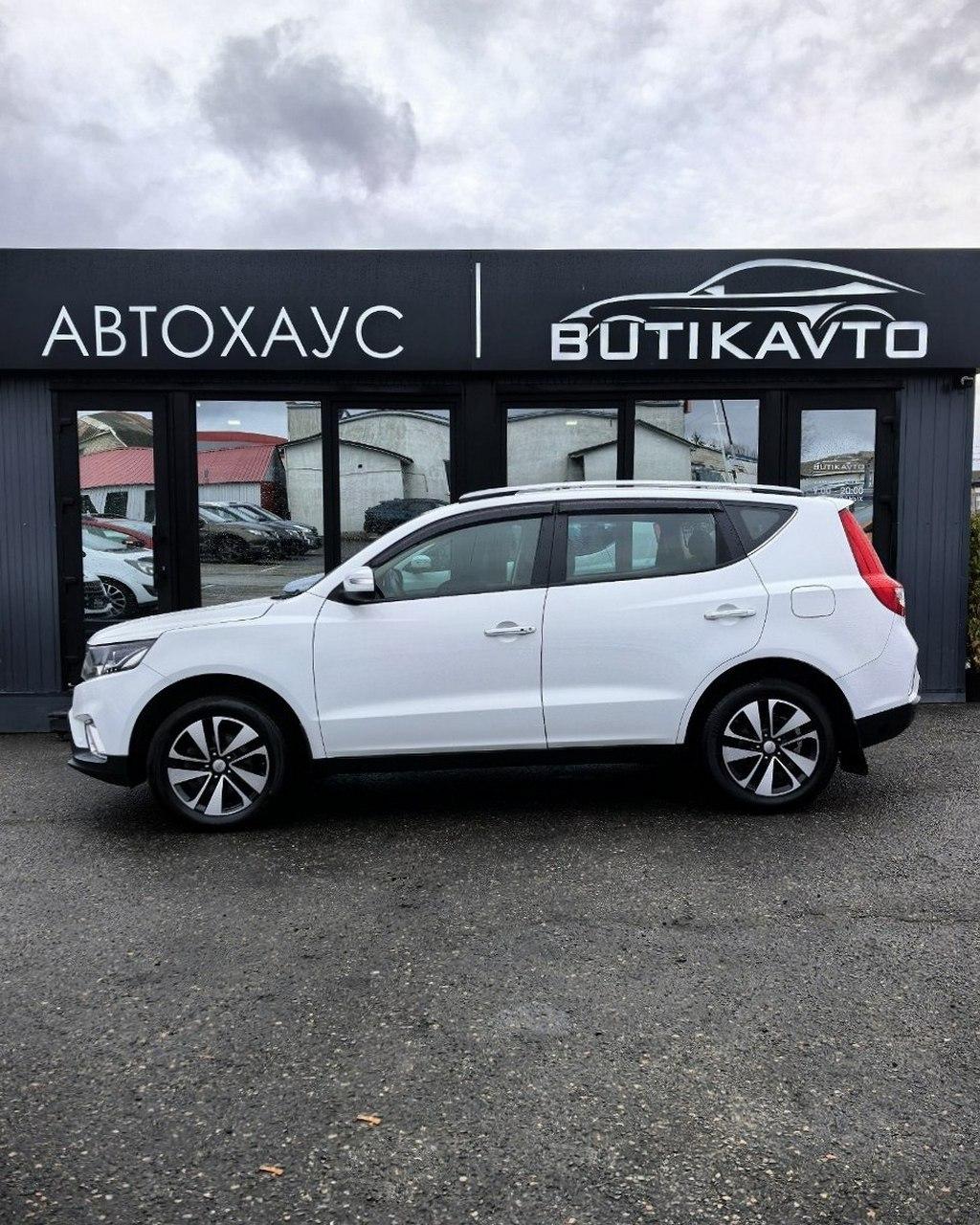 Geely Emgrand X7 I · 2-й рестайлинг , 2019 г., механика, бензин - фото 8