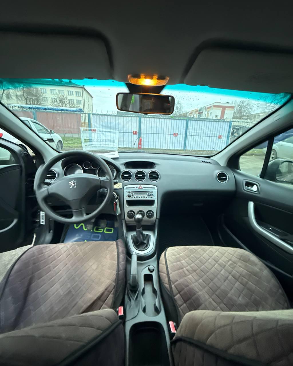 Peugeot 308 T7 , 2010 г., механика, бензин - фото 10