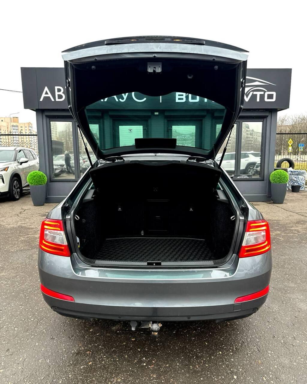 Skoda Octavia III , 2016 г., робот, бензин - фото 14