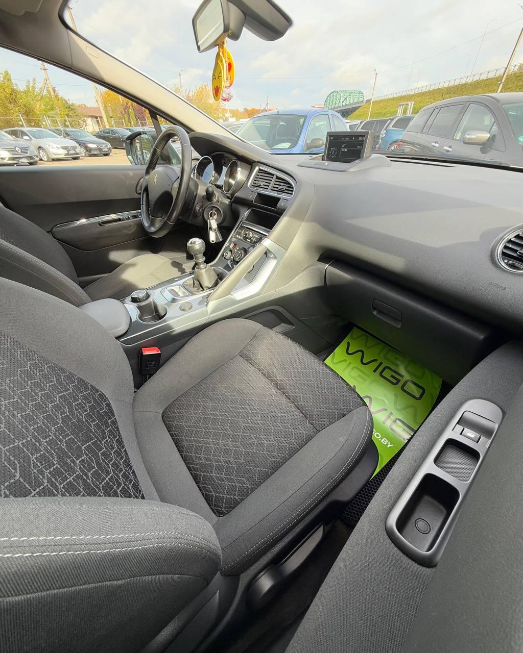 Peugeot 3008 I · Рестайлинг , 2016 г., механика, дизель - фото 12