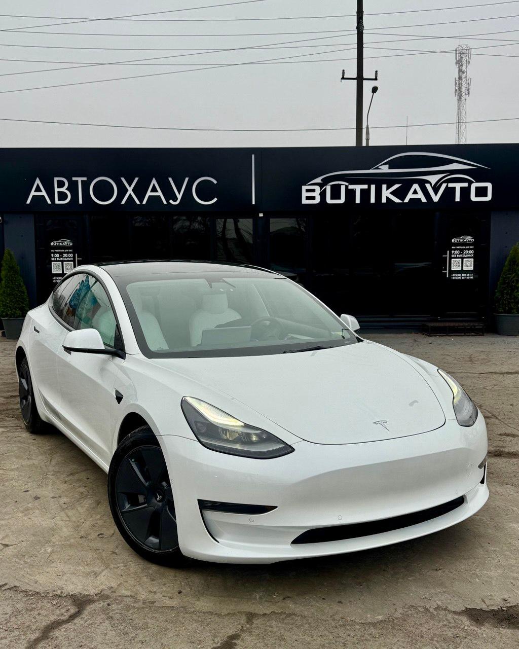 Tesla Model 3 I · Рестайлинг , 2022 г., автомат, электро