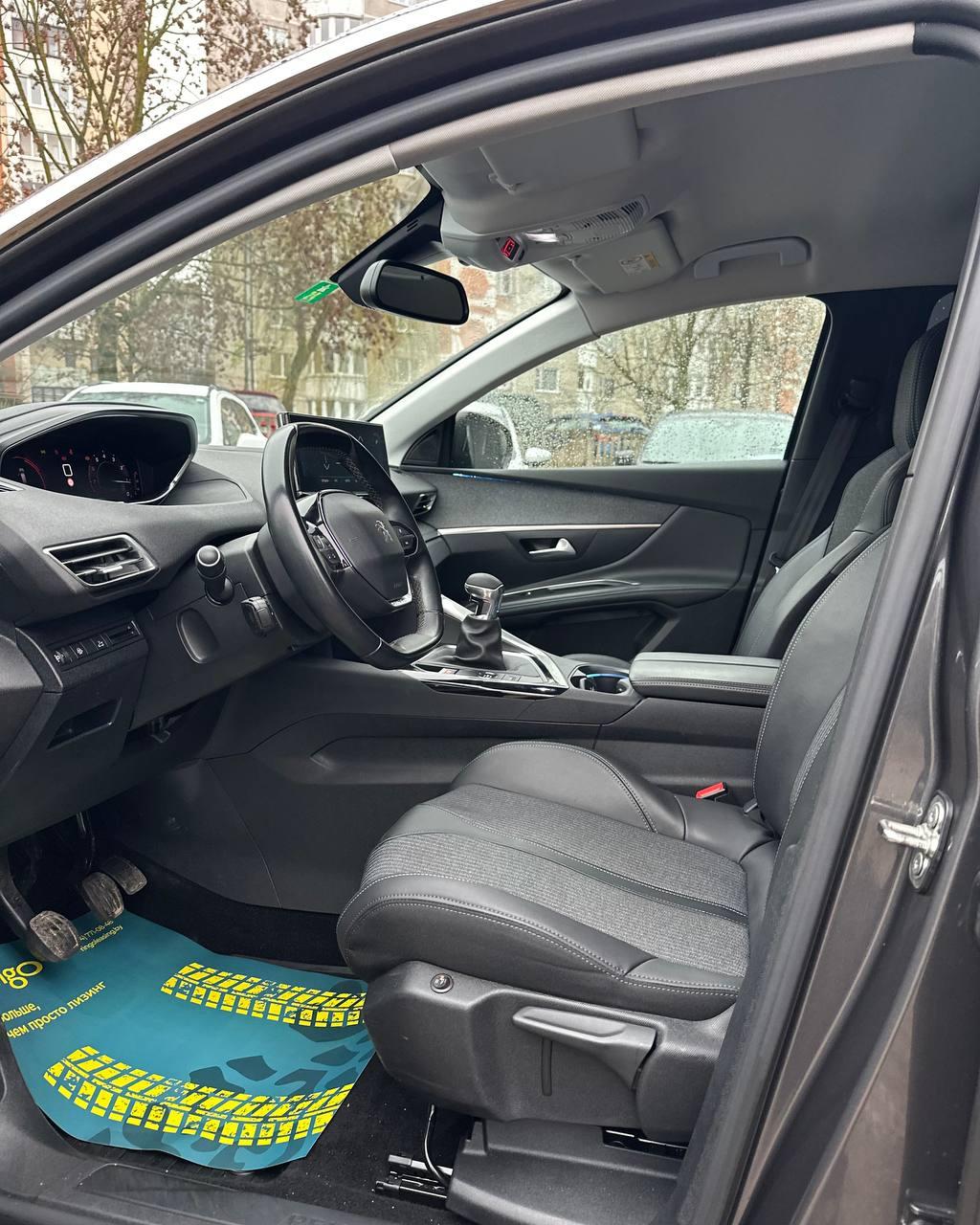 Peugeot 5008 II · Рестайлинг , 2020 г., механика, бензин - фото 7