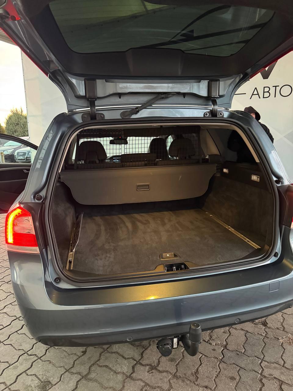 Volvo V70 III · Рестайлинг , 2013 г., робот, дизель - фото 14