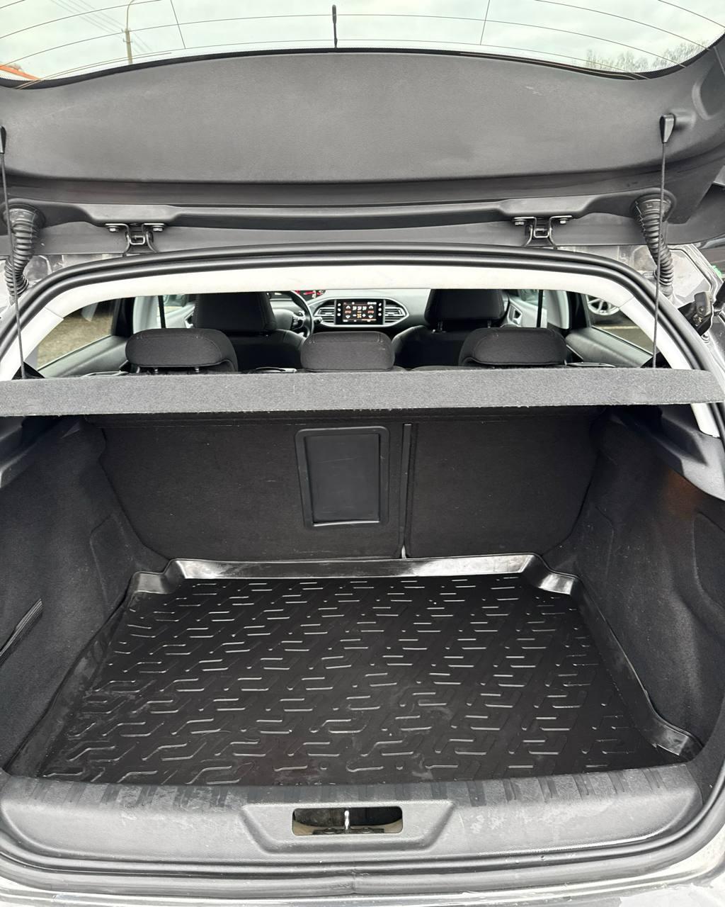 Peugeot 308 T9 · Рестайлинг , 2019 г., автомат, дизель - фото 12