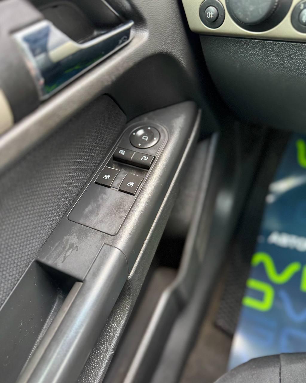 Opel Astra H · Рестайлинг , 2007 г., механика, дизель - фото 16