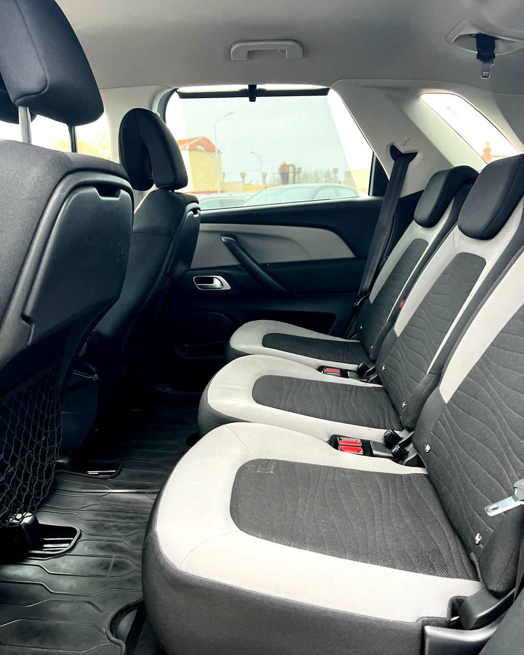 Citroen C4 Picasso II , 2014 г., механика, дизель - фото 15