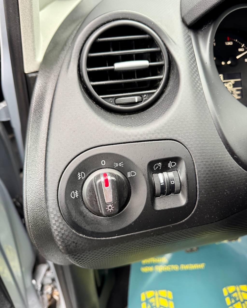 SEAT Altea XL I · Рестайлинг , 2010 г., механика, дизель - фото 17