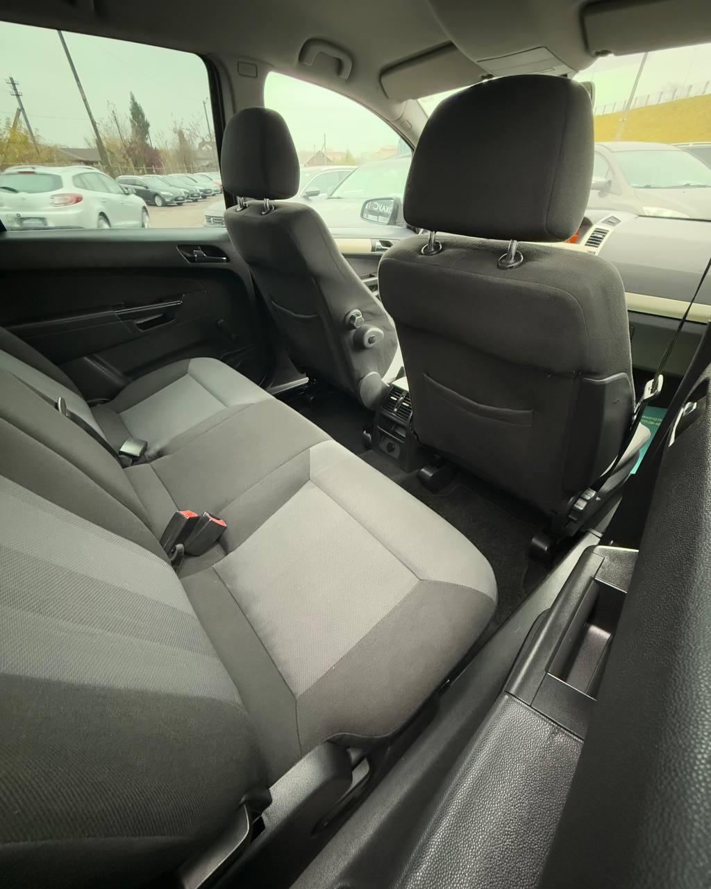 Opel Zafira B , 2008 г., механика, дизель  - фото 14