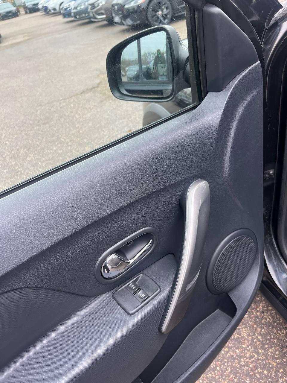 Renault Sandero Stepway II , 2016 г., механика, бензин - фото 9