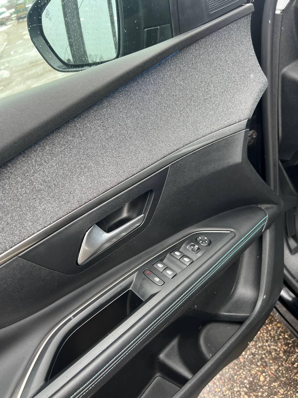 Peugeot 5008 II · Рестайлинг , 2022 г., автомат, бензин - фото 9