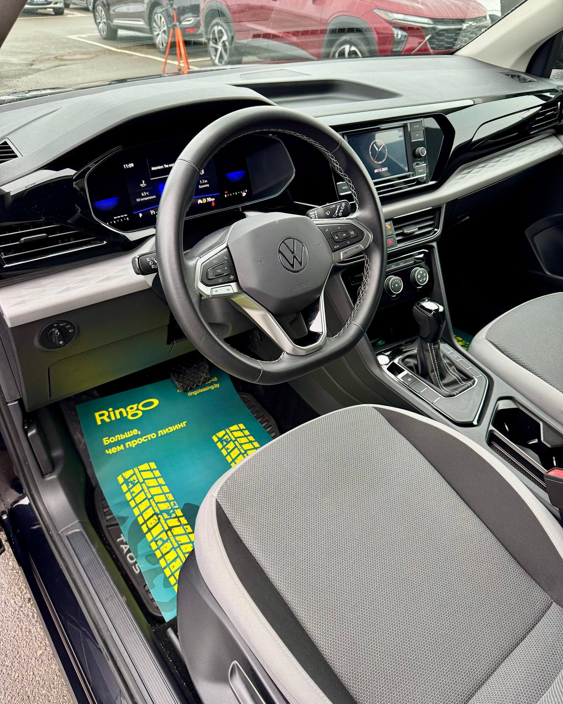 Volkswagen Taos I , 2023 г., автомат, бензин - фото 11