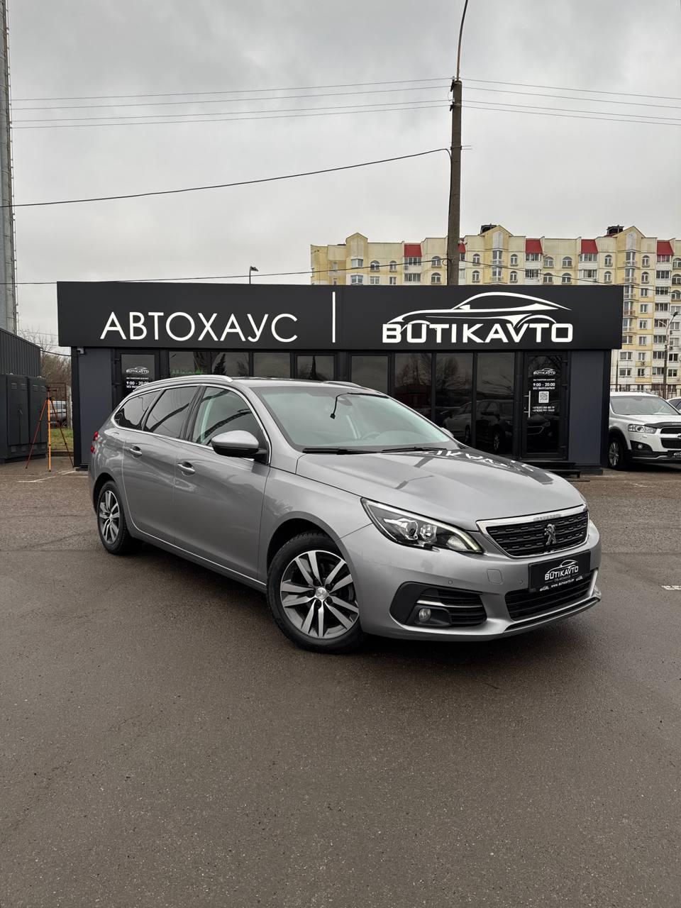 Peugeot 308 T9 · Рестайлинг , 2018 г., автомат, дизель