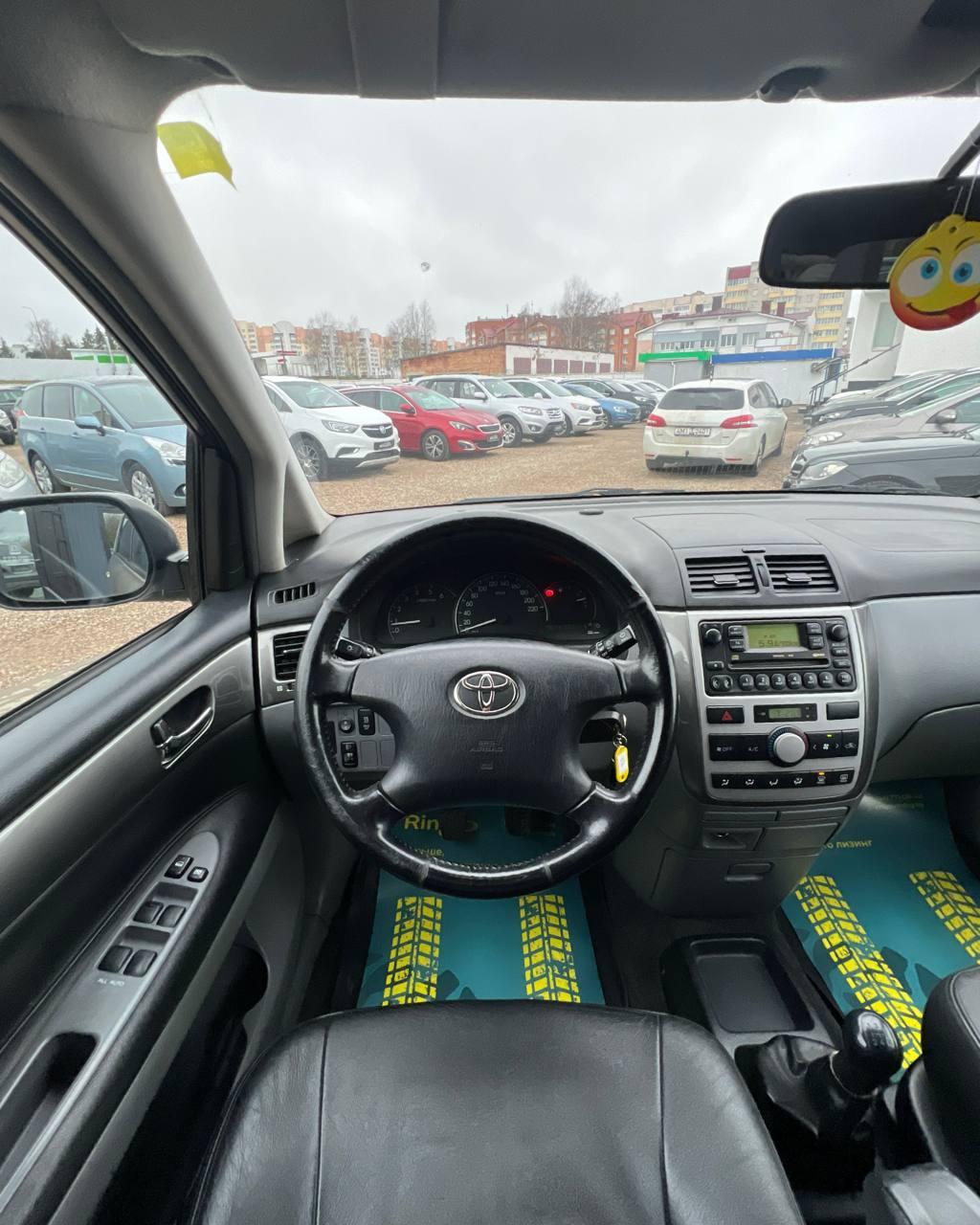 Toyota Avensis Verso I , 2003 г., механика, дизель - фото 13