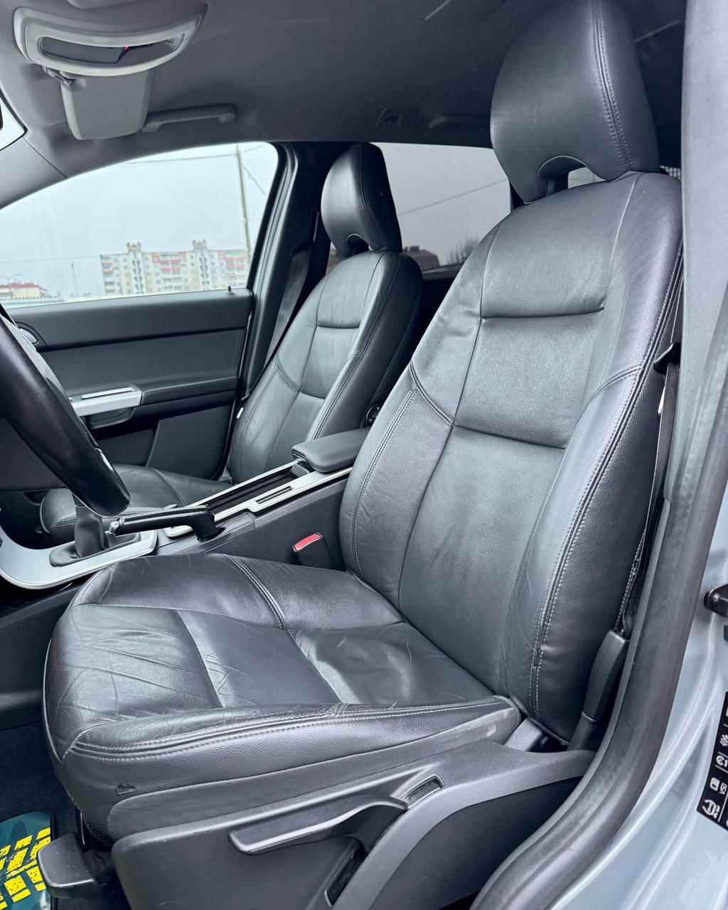 Volvo V50 I · 2-й рестайлинг , 2012 г., механика, дизель - фото 10