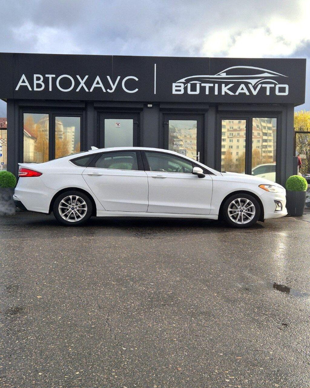 Ford Fusion USA II · 2-й рестайлинг , 2020 г., автомат, бензин - фото 8