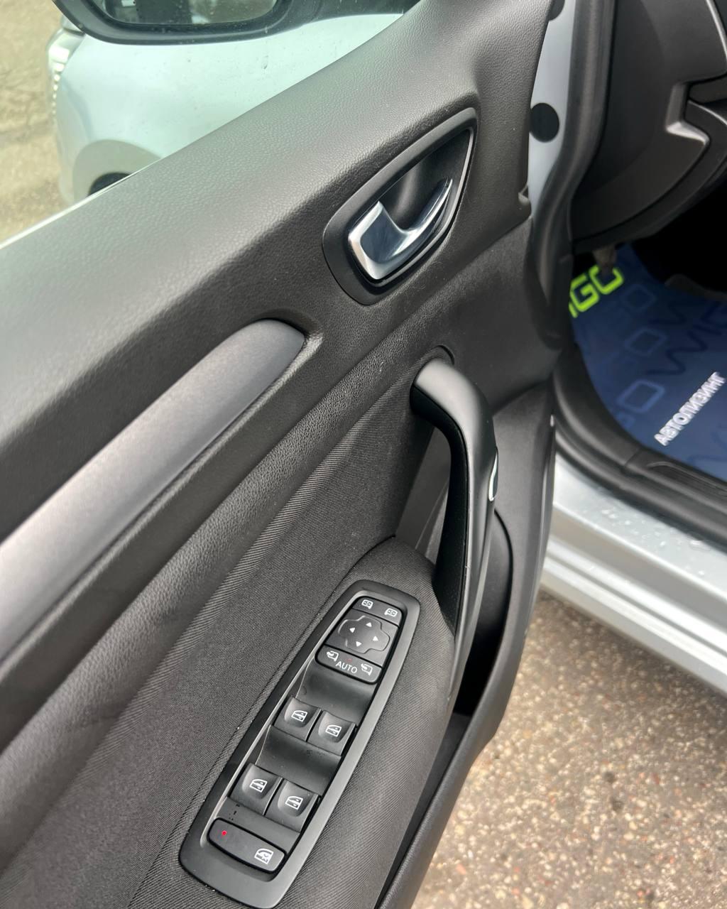 Renault Megane IV · Рестайлинг , 2020 г., механика, дизель - фото 7