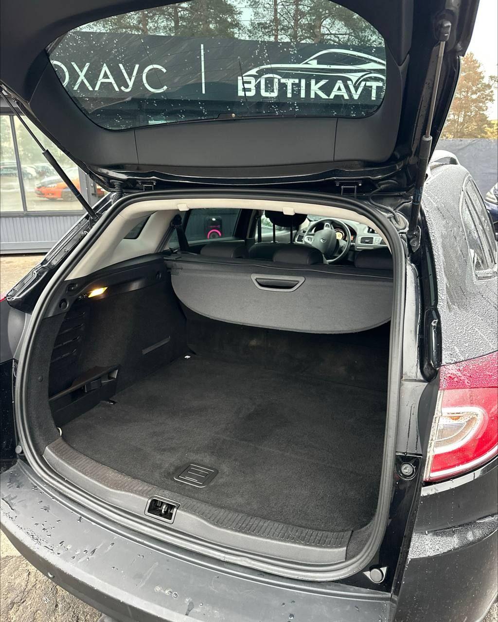 Renault Megane III · Рестайлинг , 2012 г., механика, дизель - фото 10