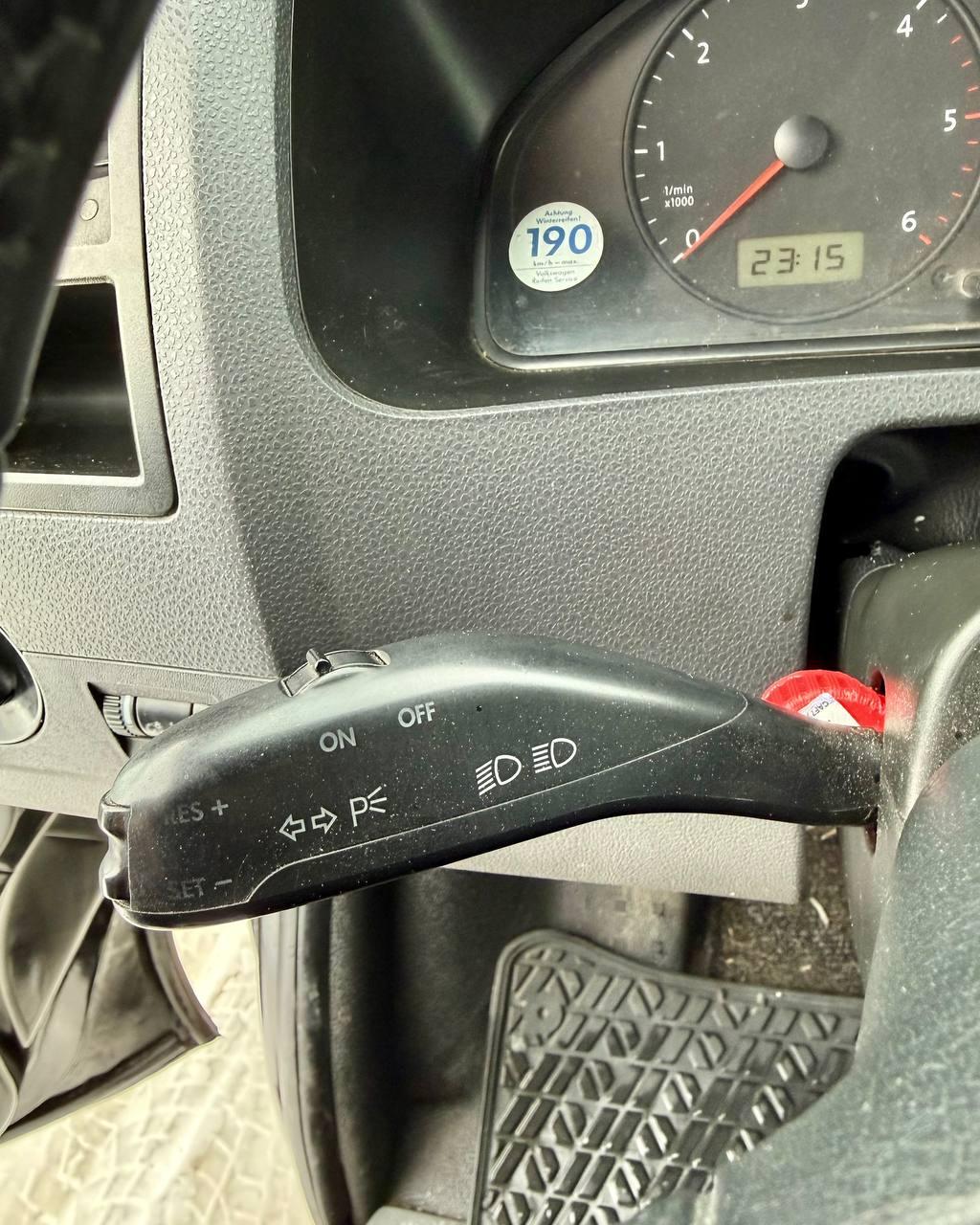 Volkswagen Transporter T5 , 2006 г., механика, дизель - фото 13