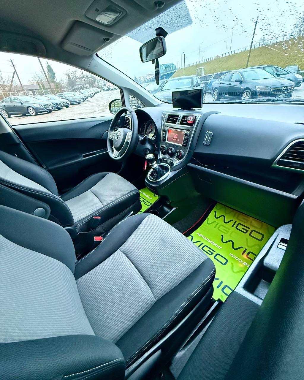 Toyota Verso-S I , 2013 г., механика, дизель - фото 13