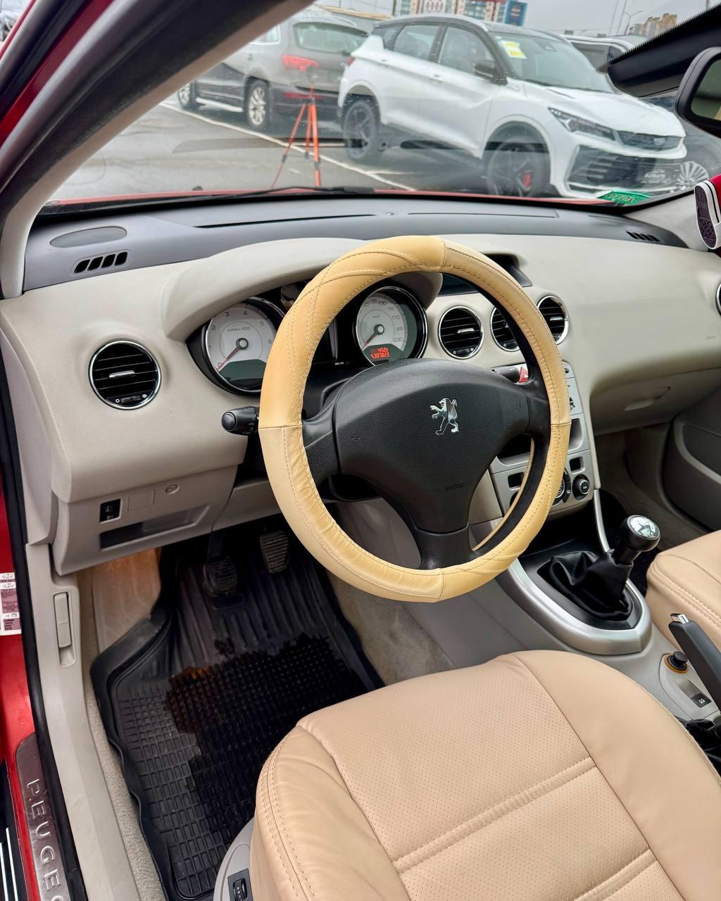 Peugeot 308 T7 , 2008 г., механика, бензин - фото 11