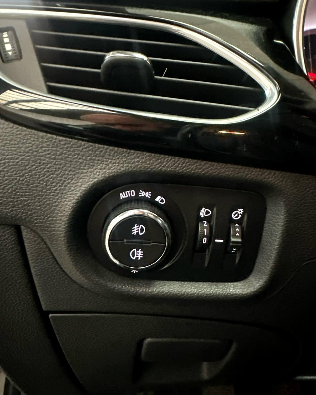 Opel Astra K , 2017 г., механика, дизель - фото 11