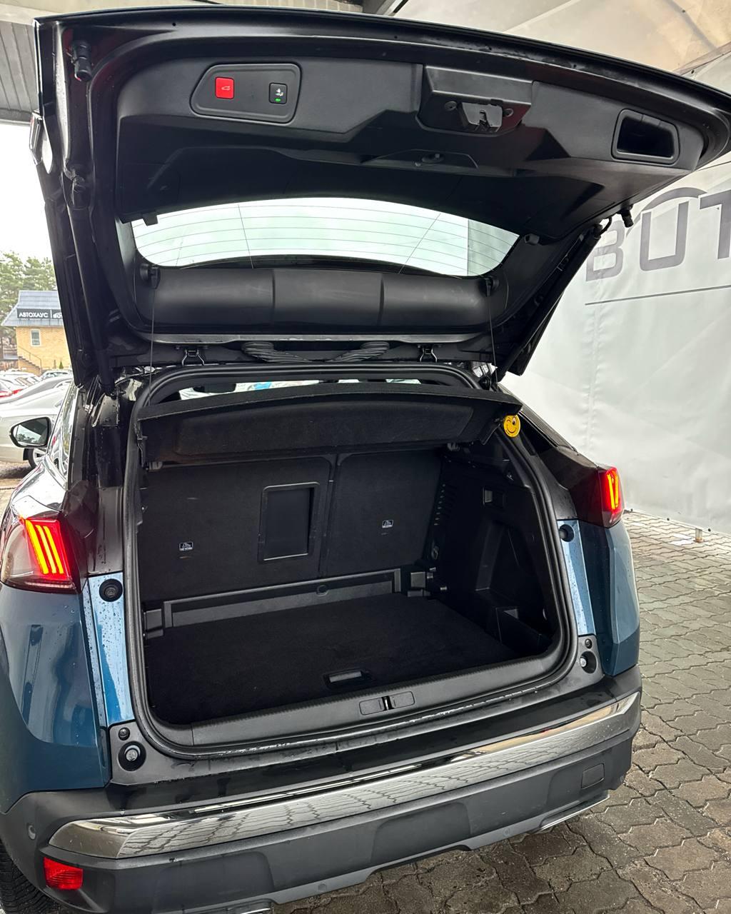 Peugeot 3008 II · Рестайлинг , 2021 г., механика, дизель - фото 20