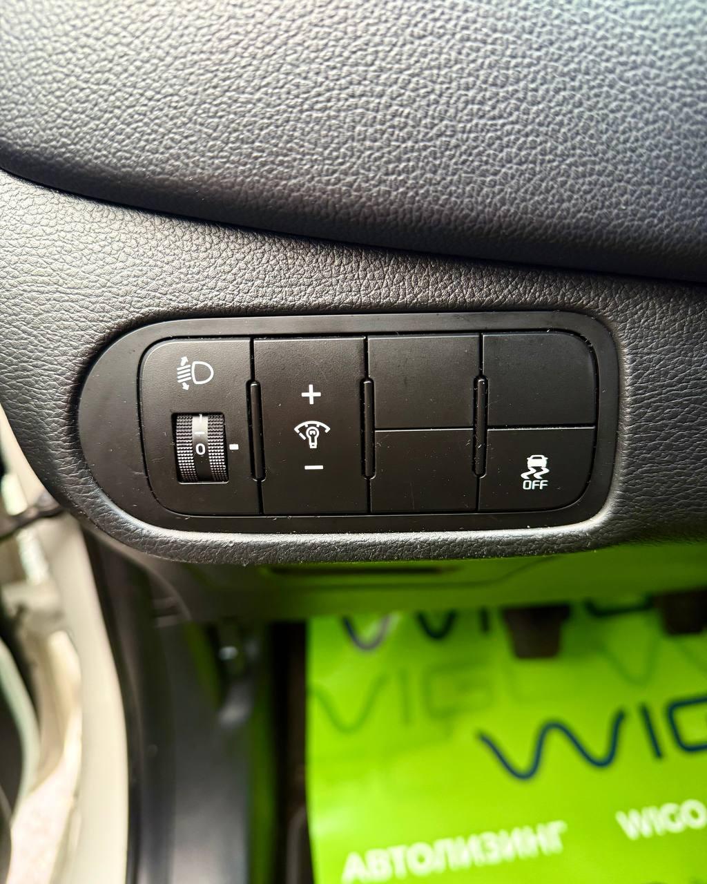 Kia Carens III , 2015 г., механика, дизель - фото 10